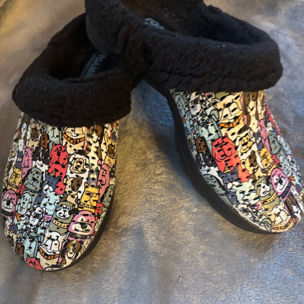 Skechers